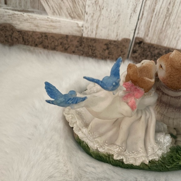 Dakin Susan Wheeler Holly Pond Hill Just Married Bunny Figurine - Picture 8 of 14